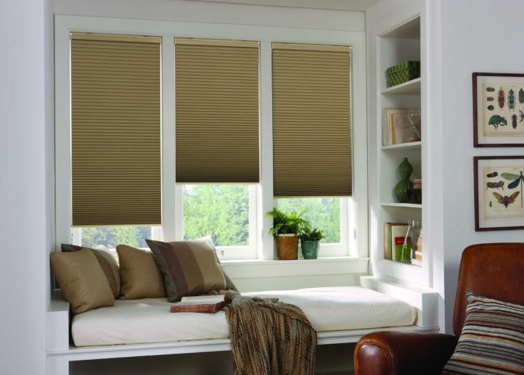Norman 1 1/4 Large Room darkening cell shades